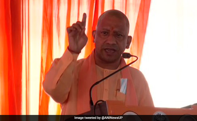 Yogi Adityanath Thanks PM For Fuel Rates Cut; Calls It "Diwali Gift"