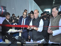 रक्षा मंत्री राजनाथ सिंह ने लखनऊ में निजी क्षेत्र की पहली रक्षा विनिर्माण सुविधा का उद्घाटन किया रक्षा मंत्री राजनाथ सिंह ने लखनऊ में निजी क्षेत्र की पहली रक्षा विनिर्माण सुविधा का उद्घाटन किया