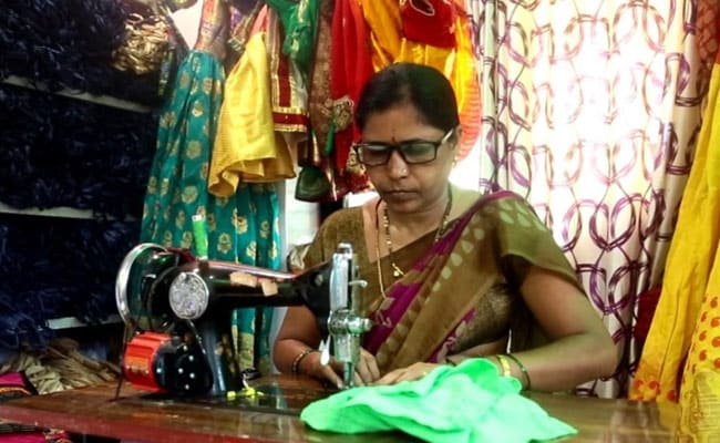 Kushalta Ke Kadam: Raigad's Jayashree Became Sole Breadwinner For Her Family During Crisis Kushalta Ke Kadam: Raigad's Jayashree Became Sole Breadwinner For Her Family During Crisis