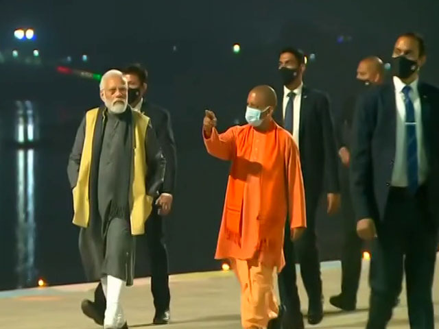 PM, Chief Ministers On Mega Temple Run