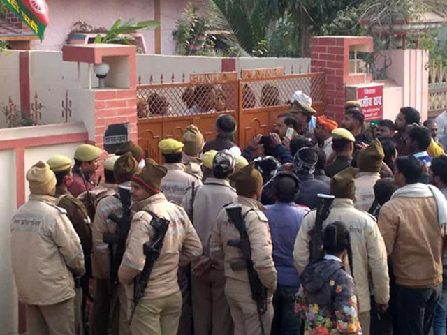 "Waiting For CBI, Others Too...": Akhilesh Yadav On Tax Raids On Aides