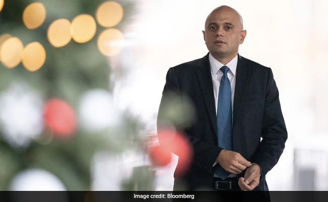 Omicron Threat: UK Doesn't Rule Out Circuit-Breaker Lockdown Within Days