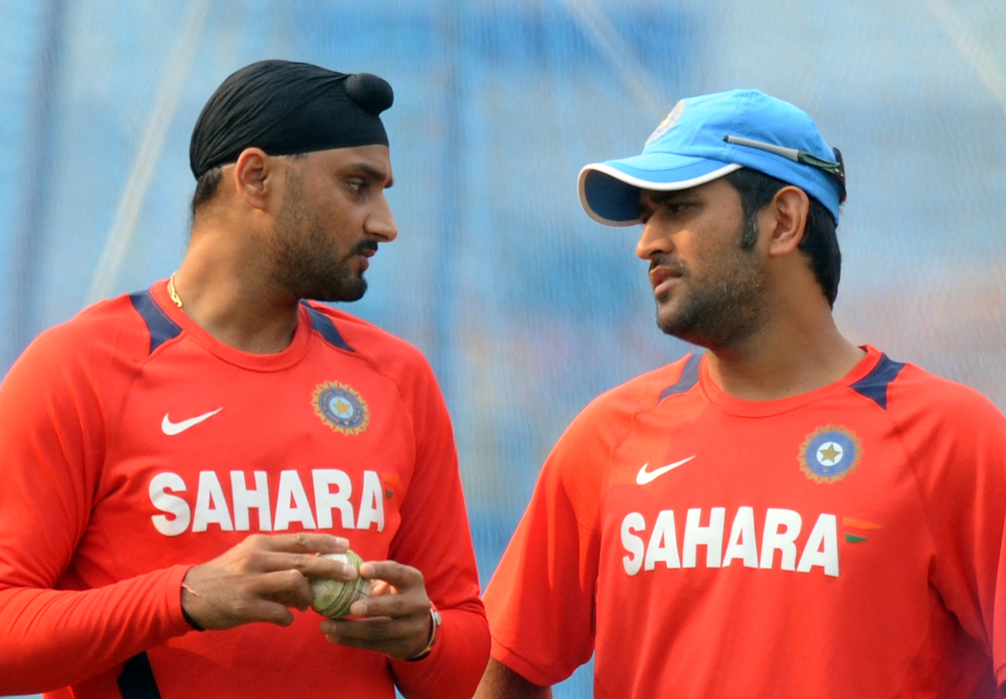 धोनी के साथ अपने रिश्ते को लेकर हरभजन सिंह ऐसा क्यों बोले, 'मेरी उनसे शादी नहीं हुई..