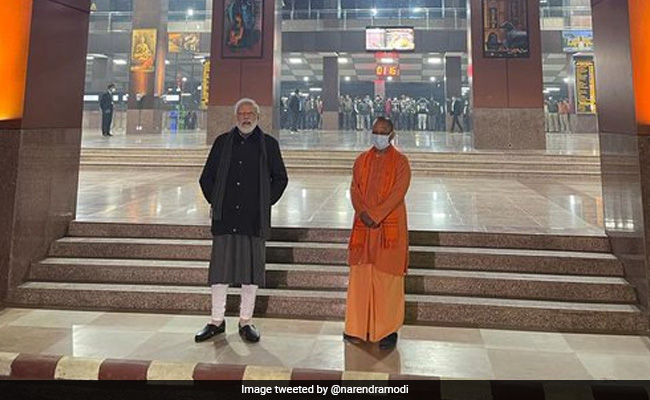 क्या पूर्वांचल के चुनाव पर असर डालने को थी पीएम मोदी की यात्रा?