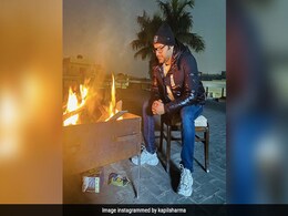 कड़ाके की ठंड में छत पर बॉनफायर का लुत्फ लेते दिखे कपिल शर्मा, फैन ने पूछा- सर आप PUBG खेलते हैं कड़ाके की ठंड में छत पर बॉनफायर का लुत्फ लेते दिखे कपिल शर्मा, फैन ने पूछा- सर आप PUBG खेलते हैं