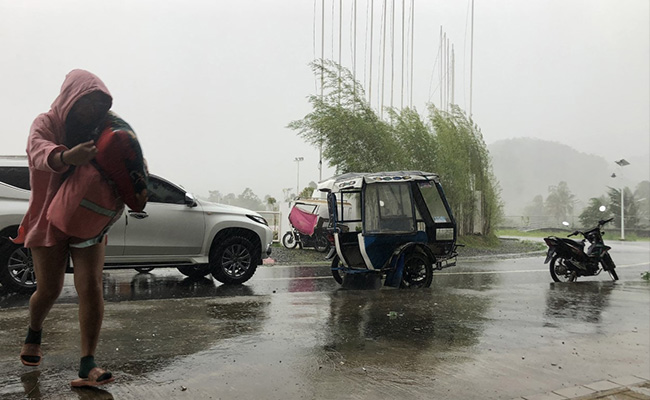 Over 45,000 People Flee Homes As Typhoon Makes Landfall In Philippines