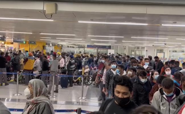 "Be Prepared For Any Eventuality": AIIMS Chief On Omicron Threat