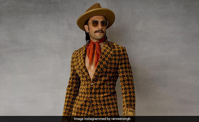 Fill In The Blank For Ranveer Singh's OOTD: "Father, Son And House Of..."