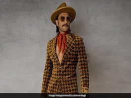 Fill In The Blank For Ranveer Singh's OOTD: "Father, Son And House Of..." Fill In The Blank For Ranveer Singh's OOTD: "Father, Son And House Of..."