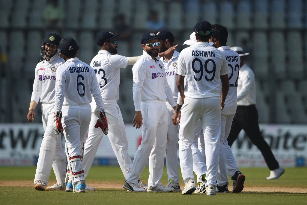 IND vs SL 1st Test: दूसरे दिन का खेल खत्म, श्रीलंका 108/4, भारत 466 रन आगे