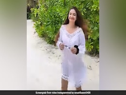 सोशल मीडिया पर चला अनुष्का सेन की खूबसूरती का जादू, फैन्स ने कहा- दिशा पटानी 2, देखें Video सोशल मीडिया पर चला अनुष्का सेन की खूबसूरती का जादू, फैन्स ने कहा- दिशा पटानी 2, देखें Video