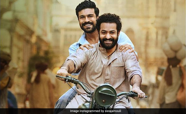 <i>RRR</i> Director SS Rajamouli Thanks Pawan Kalyan For Changing <i>Bheemla Nayak</i>'s Release Date