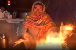 Cold Wave Grips Delhi, Disrupts Normal Life Cold Wave Grips Delhi, Disrupts Normal Life