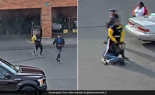 बुजुर्ग महिला का पर्स छीनकर भाग रहा था चोर, लेकिन शख्स ने हिम्मत दिखाकर बटोर ली तारीफें बुजुर्ग महिला का पर्स छीनकर भाग रहा था चोर, लेकिन शख्स ने हिम्मत दिखाकर बटोर ली तारीफें