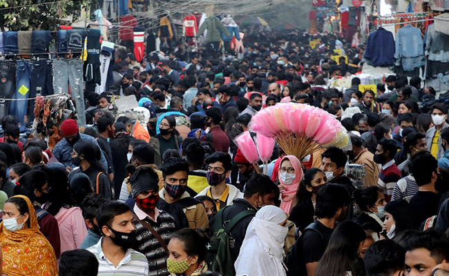 Hope, Despair, Repeat: How India Spent 2021 Under Covid Shadow