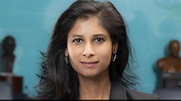 IMF's Gita Gopinath Kicks Off 2022 With <i>Pani Puri</i>, Desi Twitter Reacts