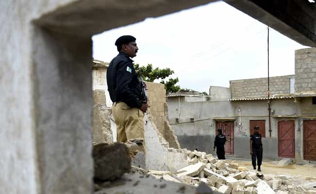9-Year-Old Girl Killed, 5 Injured As Cop Opens Fire At Students In Pakistan