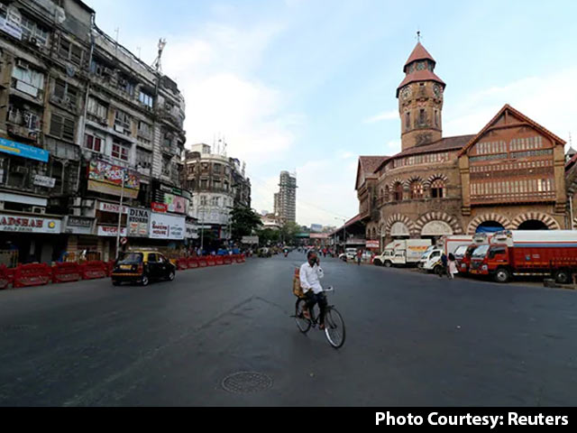 Amid Omicron Alarm, Mumbai Bans Large Gatherings For 2 Days