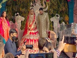 Lalu Yadav's Son Tejashwi Yadav Gets Married. First Pics Lalu Yadav's Son Tejashwi Yadav Gets Married. First Pics