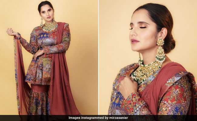 Shaadi Season Has Got Sania Mirza Dressed Up To Go Dancing In A <i>Sharara</i> Like Nobody's Watching