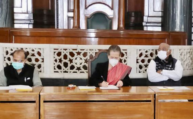"Congress Firm In Commitment To Stand By Farmers On MSP": Sonia Gandhi