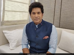 चुनाव आयोग ने सचिन तेंदुलकर को बनाया नेशनल आइकन,  युवाओं को रिझाने की कोशिश चुनाव आयोग ने सचिन तेंदुलकर को बनाया नेशनल आइकन,  युवाओं को रिझाने की कोशिश