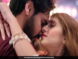 Tadap Box Office Collection Day 5: अहान शेट्टी और तारा की 'Tadap' की कमाई में आई गिरावट, पांचवे दिन इनते का रहा बिजनेस Tadap Box Office Collection Day 5: अहान शेट्टी और तारा की 'Tadap' की कमाई में आई गिरावट, पांचवे दिन इनते का रहा बिजनेस