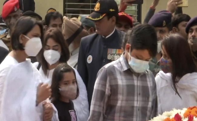 Group Captain Varun Singh Who Died Of Chopper Crash Wounds Gets Moving Send-Off