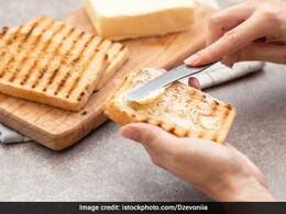 Chai-Makkhan Toast Recipe: How To Make This Delicious Winter Breakfast From Bengal