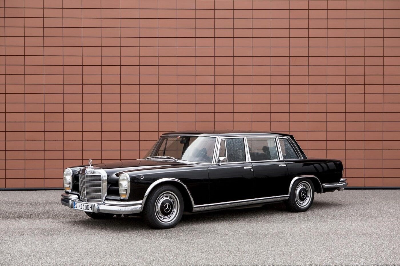 Stunning Interiors of Classic Cars