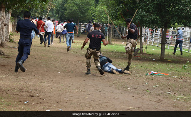 15 Cops Injured In Protest By BJP Activists Over Teacher's Murder Case In Odisha