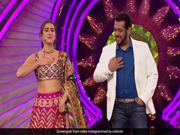 सलमान खान ने सारा अली खान संग बिग बॉस के स्टेज पर किया डांस, बार-बार देखा जा रहा Video सलमान खान ने सारा अली खान संग बिग बॉस के स्टेज पर किया डांस, बार-बार देखा जा रहा Video