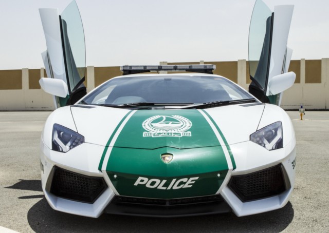 Dubai Police Car Collection- Bugatti Veyron, Ferrari FF And More