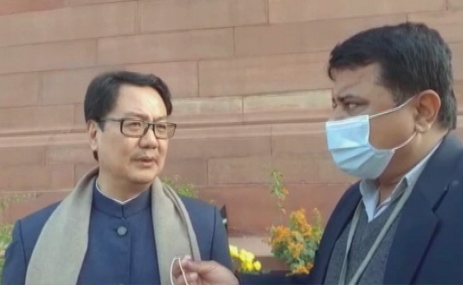 "Will Be Voluntary": Law Minister Kiren Rijiju On Contentious Aadhaar-Voter ID Linking