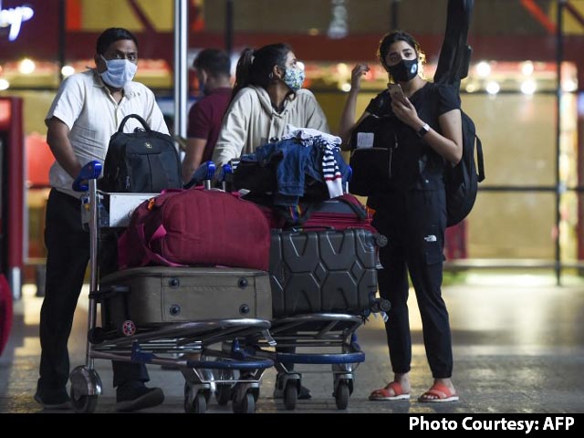 Omicron Hits Tourism Sector With 20% Cancellations