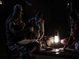 रत्नाकर कुमार और अवधेश मिश्रा की फिल्म 'बाबुल' का फर्स्ट लुक हुआ आउट रत्नाकर कुमार और अवधेश मिश्रा की फिल्म 'बाबुल' का फर्स्ट लुक हुआ आउट