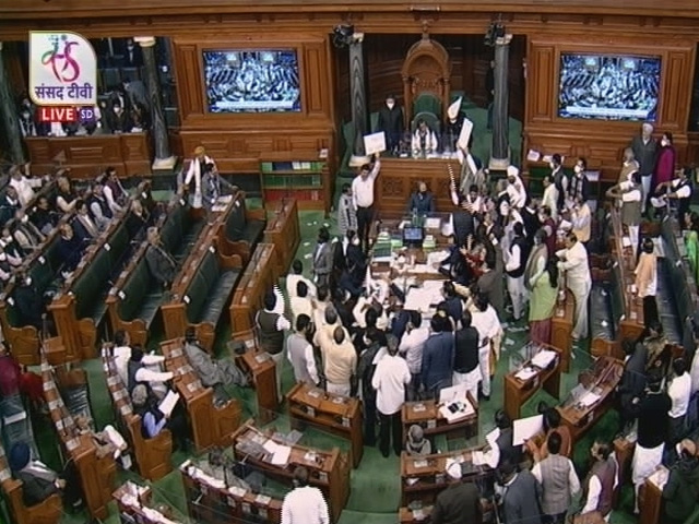 Budget Session : विपक्ष के हंगामे के बाद लोकसभा की कार्यवाही दिनभर के लिए स्‍थागित