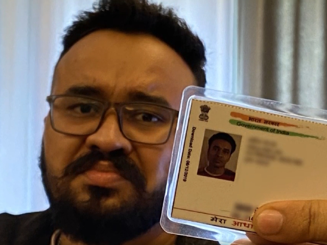 How to Change Your Aadhaar Photo Online