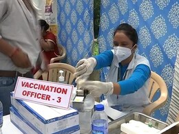 COVID-19 की वैक्सीनों Covovax और Corbevax के इमरजेंसी यूज़ की SEC ने की सिफारिश - रिपोर्ट COVID-19 की वैक्सीनों Covovax और Corbevax के इमरजेंसी यूज़ की SEC ने की सिफारिश - रिपोर्ट