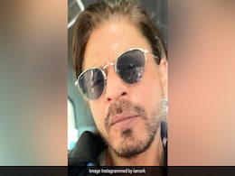 Shah Rukh Khan Spotted On Set For The First Time Since Son Aryan's Bail. Pic Inside Shah Rukh Khan Spotted On Set For The First Time Since Son Aryan's Bail. Pic Inside