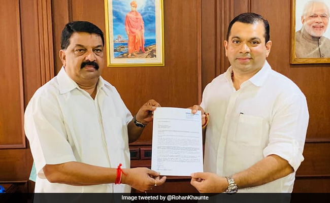 Former Goa Minister Rohan Khaunte Set To Join BJP Tomorrow