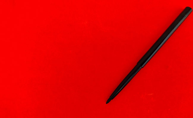 Let Your Eyes Do All The Talking With These Amazing Kajals