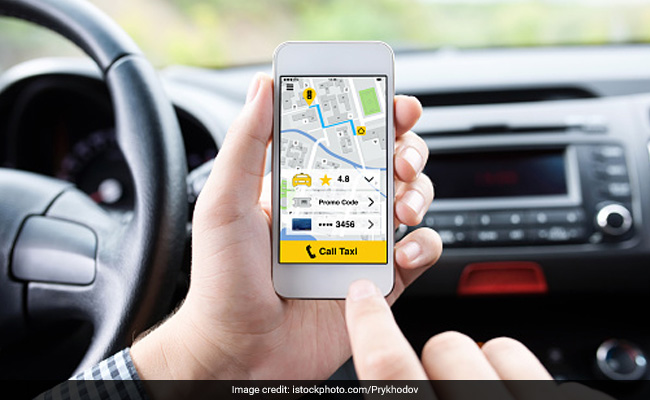 Google Map ने शख्स को दिखाया अजीब रास्ता, पेड़ पर कार चढ़ाने का दिया निर्देश