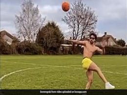 टाइगर श्रॉफ ने दिखाया फुटबॉल और मार्शल आर्ट्स कॉकटेल, वीडियो कर देगा हैरान टाइगर श्रॉफ ने दिखाया फुटबॉल और मार्शल आर्ट्स कॉकटेल, वीडियो कर देगा हैरान