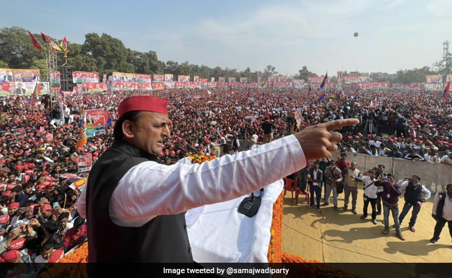 Akhilesh Yadav's "Vote <i>Ka</i> Bulldozer" Warning To BJP At UP Rally