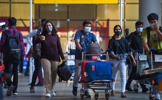 Mumbai's Omicron Watch: 100 Passengers Untraceable