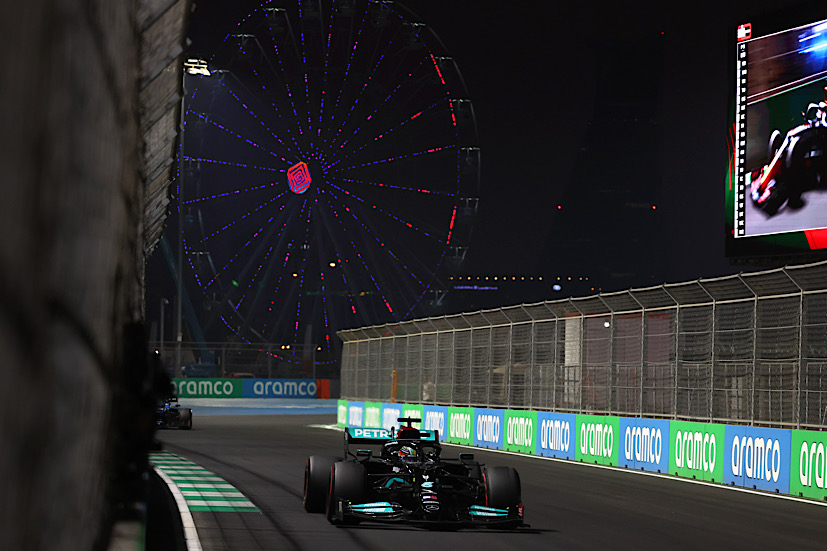 F1: Hamilton Pips Verstappen To Pole In Jeddah After Q3 Shunt