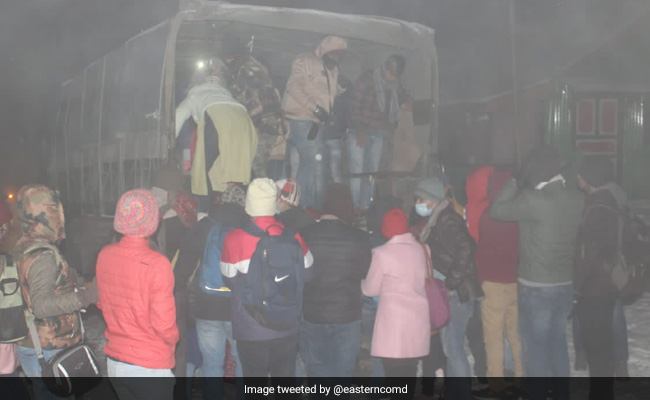 Army Rescue Over 300 Tourists Stranded In Snow In Sikkim