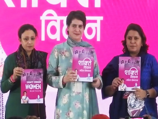 Smartphones, Scooty For Students In Congress's UP Manifesto For Women