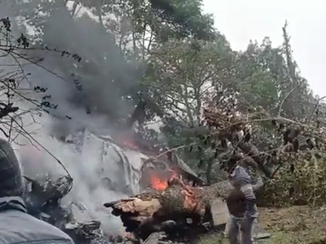 Chief of Defence Staff General Bipin Rawat's Chopper Crashes, 5 Dead
